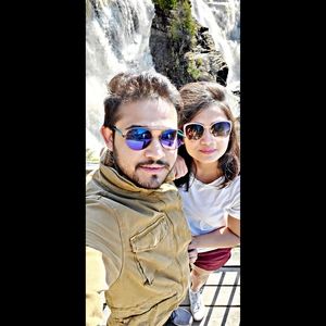 Meet your Posher, Amikish